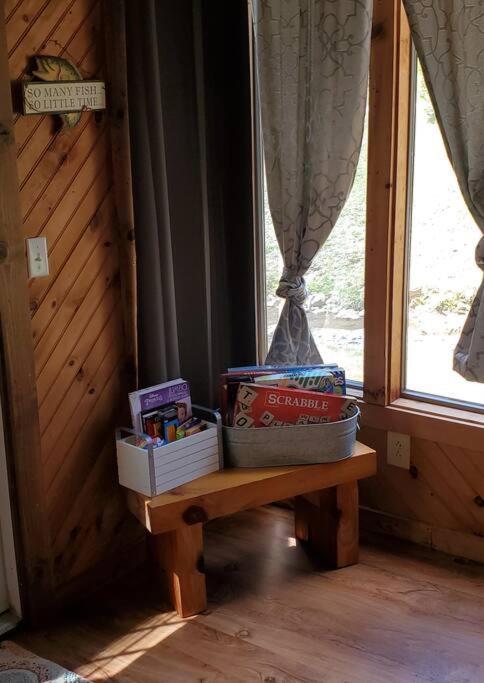 Waterwheel Cabin By The Creek Murphy Esterno foto