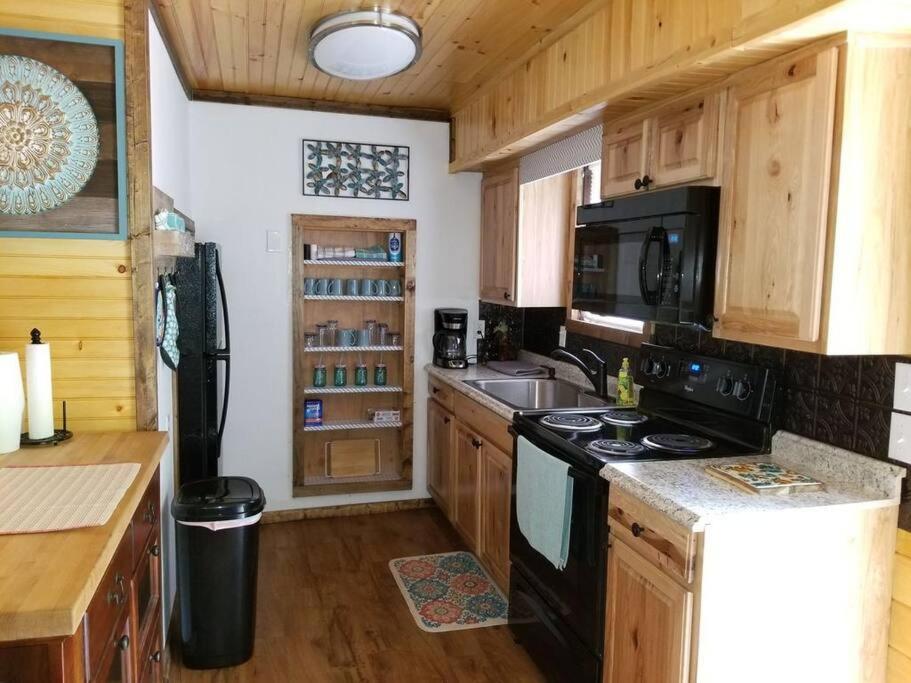 Waterwheel Cabin By The Creek Murphy Esterno foto
