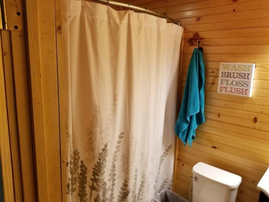 Waterwheel Cabin By The Creek Murphy Esterno foto