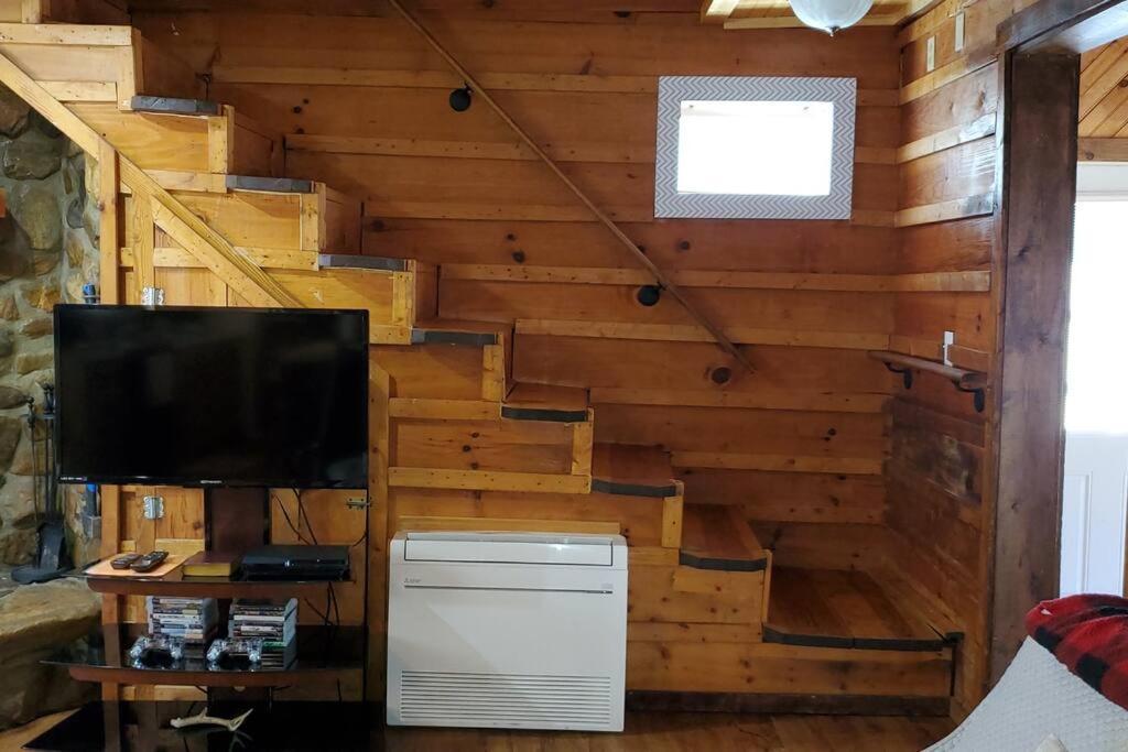 Waterwheel Cabin By The Creek Murphy Esterno foto