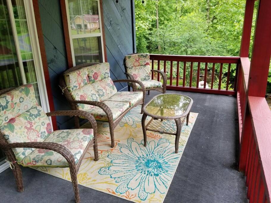 Waterwheel Cabin By The Creek Murphy Esterno foto